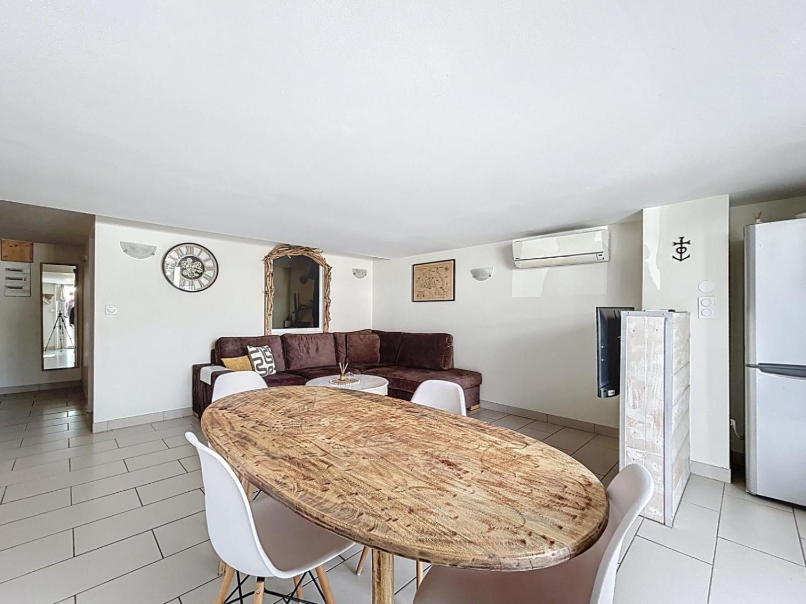 Appartement Le Loft Сент-Мари-де-ла-Мер Экстерьер фото